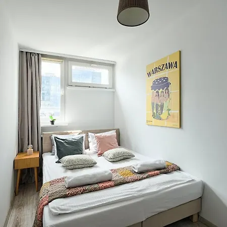 Urbannestgroup - Center - Ac - Al Jana Pawla Ii Apartman